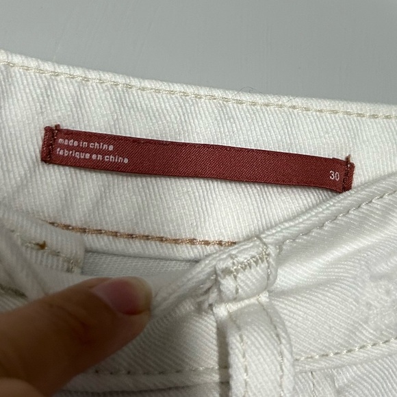 Anthropologie PILCRO White BOYFRIEND Distressed Jeans size 30 - Picture 10 of 14